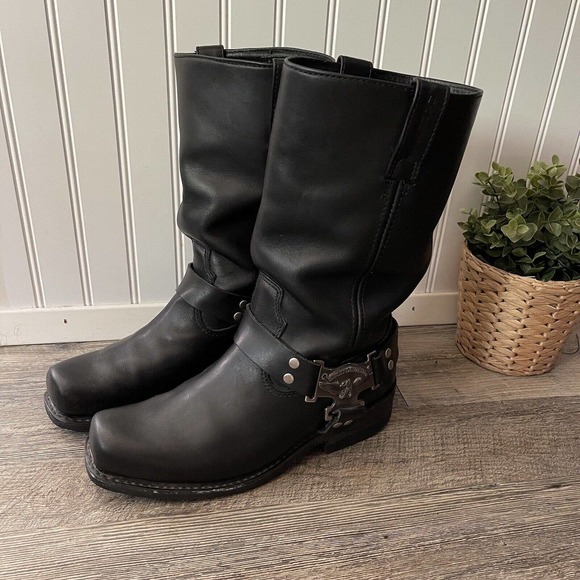 Eagle harness outlet boots